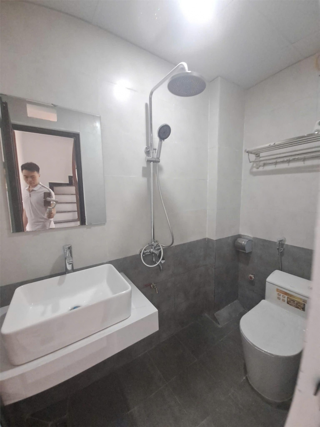Bán nhà Ngọc Hồi - Hoàng Liệt, 57m² x 4,5 tầng, giá 7,4 tỷ.
