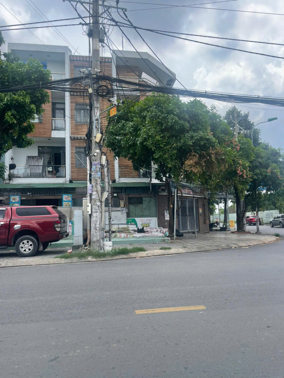 CHO THUÊ GÓC 2 MẶT TIỀN HIẾM – HIỆP THÀNH CITY, QUẬN 12