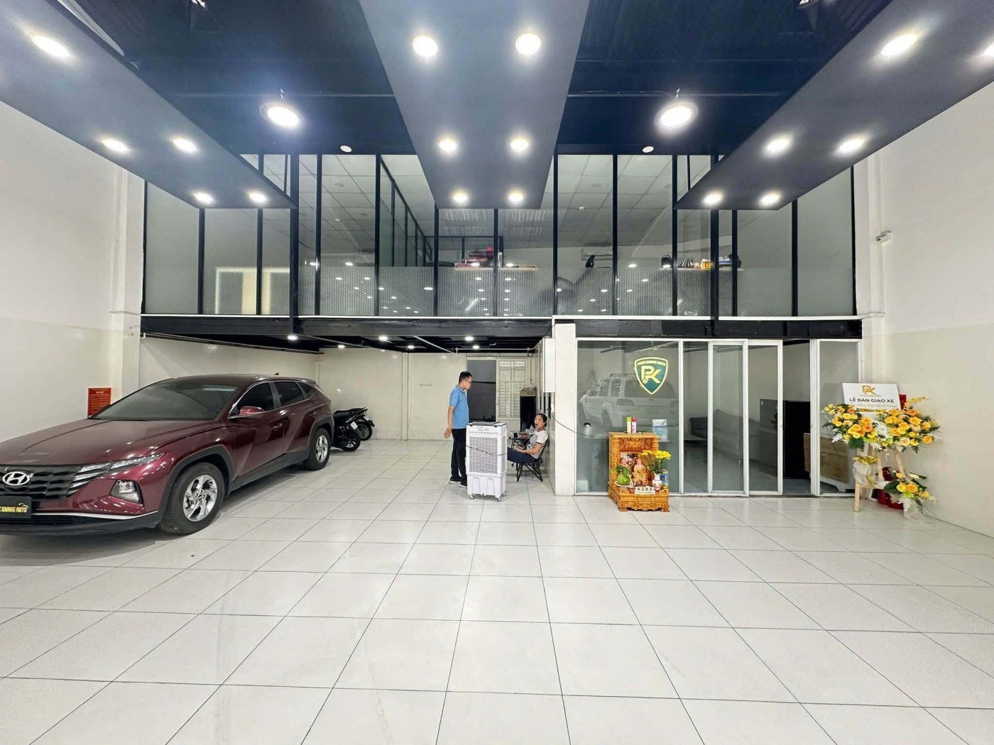 Cho thuê nhà Mặt Tiền Thạch Lam 242m²,NGANG 11M - CẠNH CHUNG CƯ