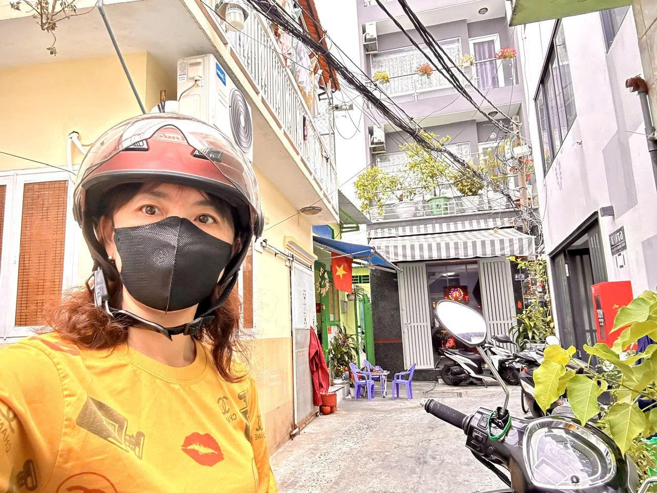 NHÀ NGON- NGANG 8.1M- NGAY MẶT TIỀN XE HƠI- Đ.ĐOÀN VĂN BƠ- GIAO THƯƠNG NGUYỄN THẦN HIẾN VỚI XÓM