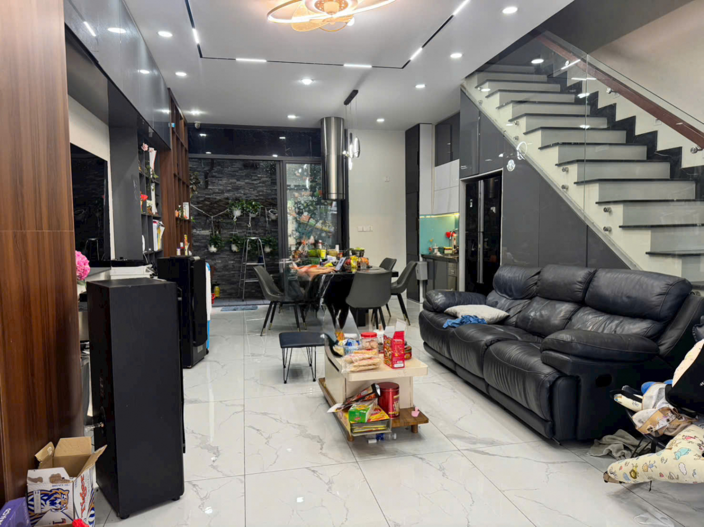 BÁN NHÀ 1 TRỆT 2 LẦU SÂN THƯỢNG TRƯỚC SAU, 70M2, 4PN- KDC BÌNH HÒA P.13, BÌNH THẠNH