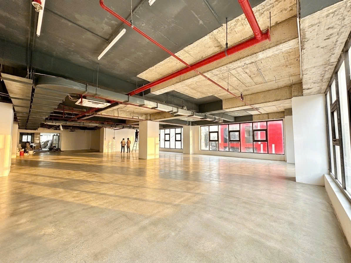 🔥 VĂN PHÒNG 1.600M² TẠI TÒA NHÀ HẠNG B TRÊN TRỤC TỐ HỮU – GIÁ CỰC TỐT, BÀN GIAO SỚM