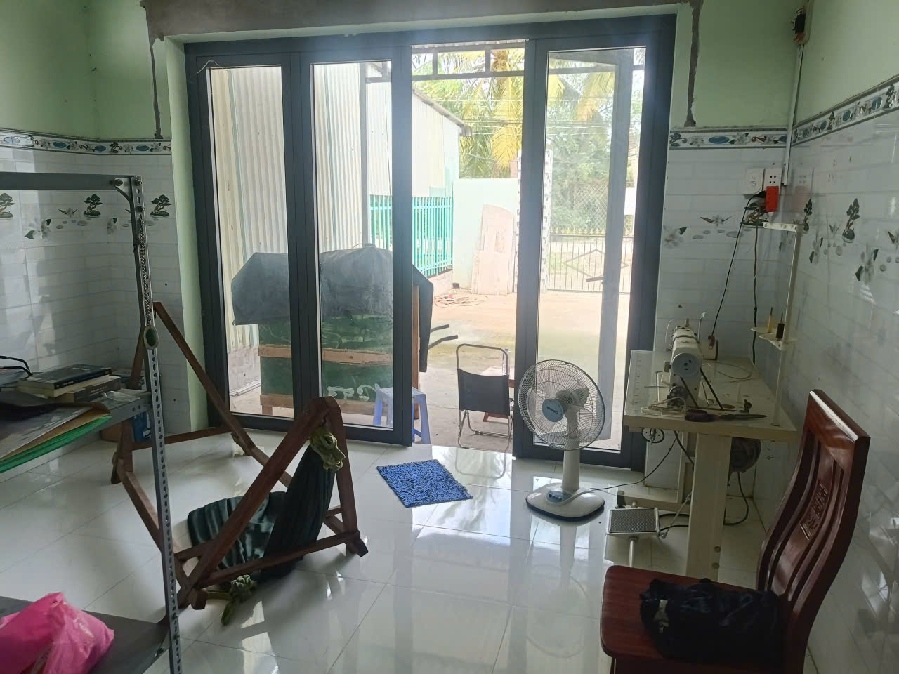 Chính chủ bán đất tặng nhà tại Lương Hòa, Bến Lức - Vị trí rất đẹp - Đường 6m, xe tải 6 tấn