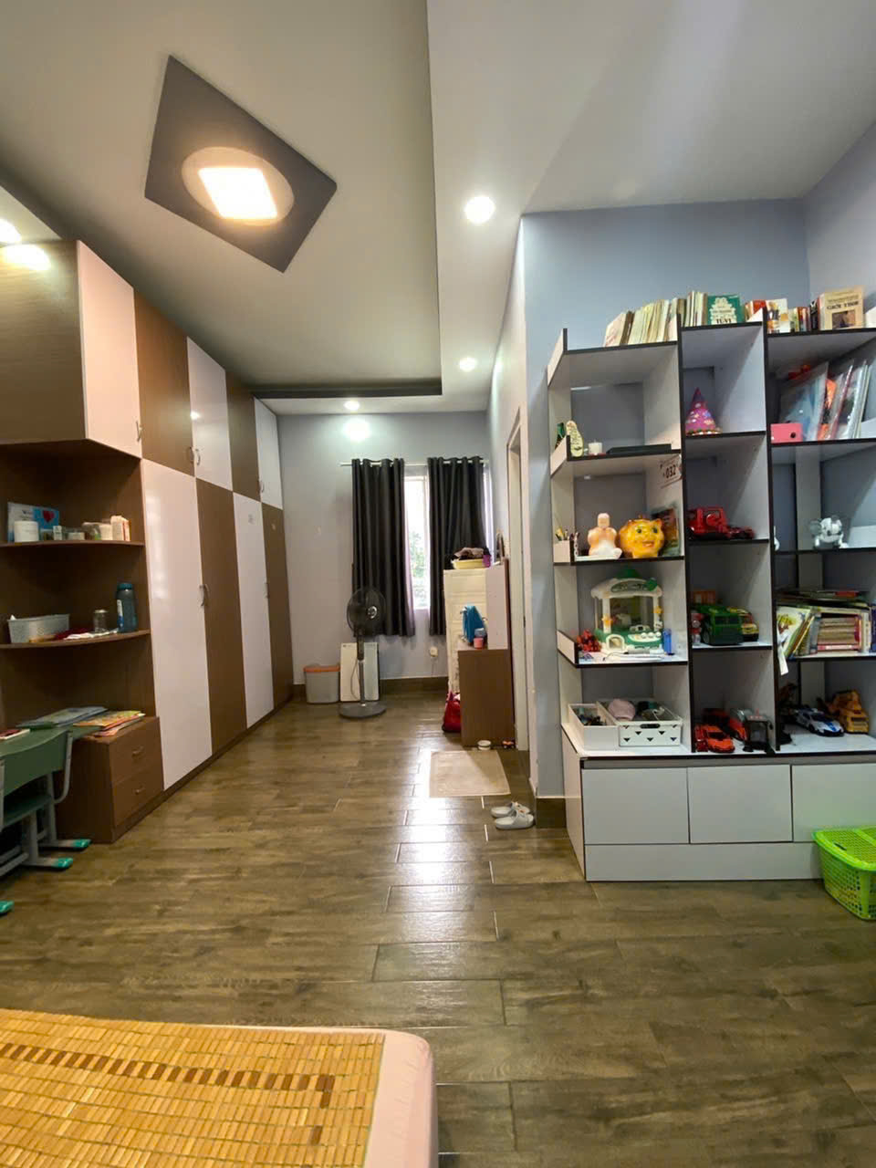 Bán Nhà Phú Nhuận -  Nhà 3 tầng, 78m², 4PN – Sân thượng trước sau – Giá 14 tỷ
