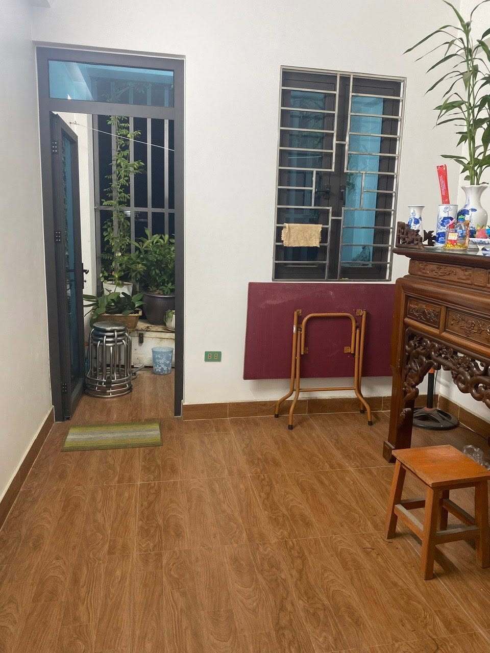 Bán nhà 4 tầng ngõ oto tránh nhau, gần trường TH Bình Minh, ph Lê Thanh Nghị, TP HD