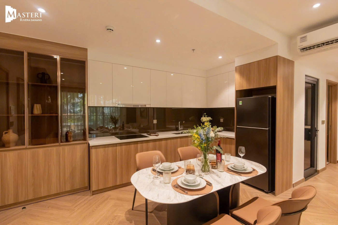 Bán gấp căn 2PN Masteri 68m2 mặt tiền trung tâm, view trực diện sông Hàn,pháp lý minh bạch