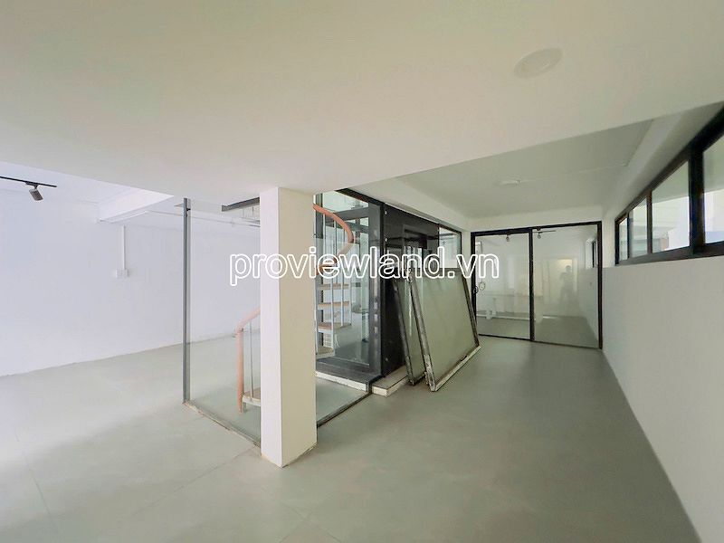 Cho thuê biệt thự Saigon Pearl căn góc, có thang máy, 10x21m, 4 tầng, giá 120 tr/th