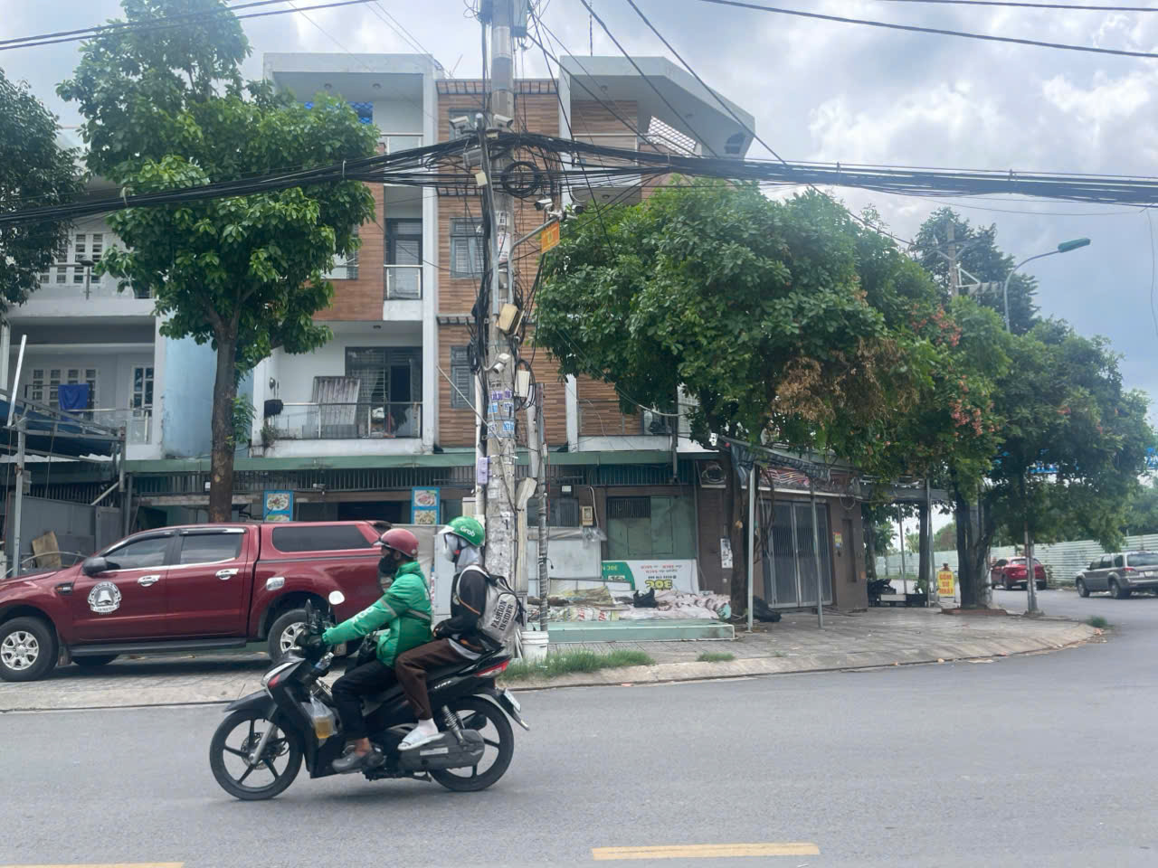CHO THUÊ GÓC 2 MẶT TIỀN HIẾM – HIỆP THÀNH CITY, QUẬN 12