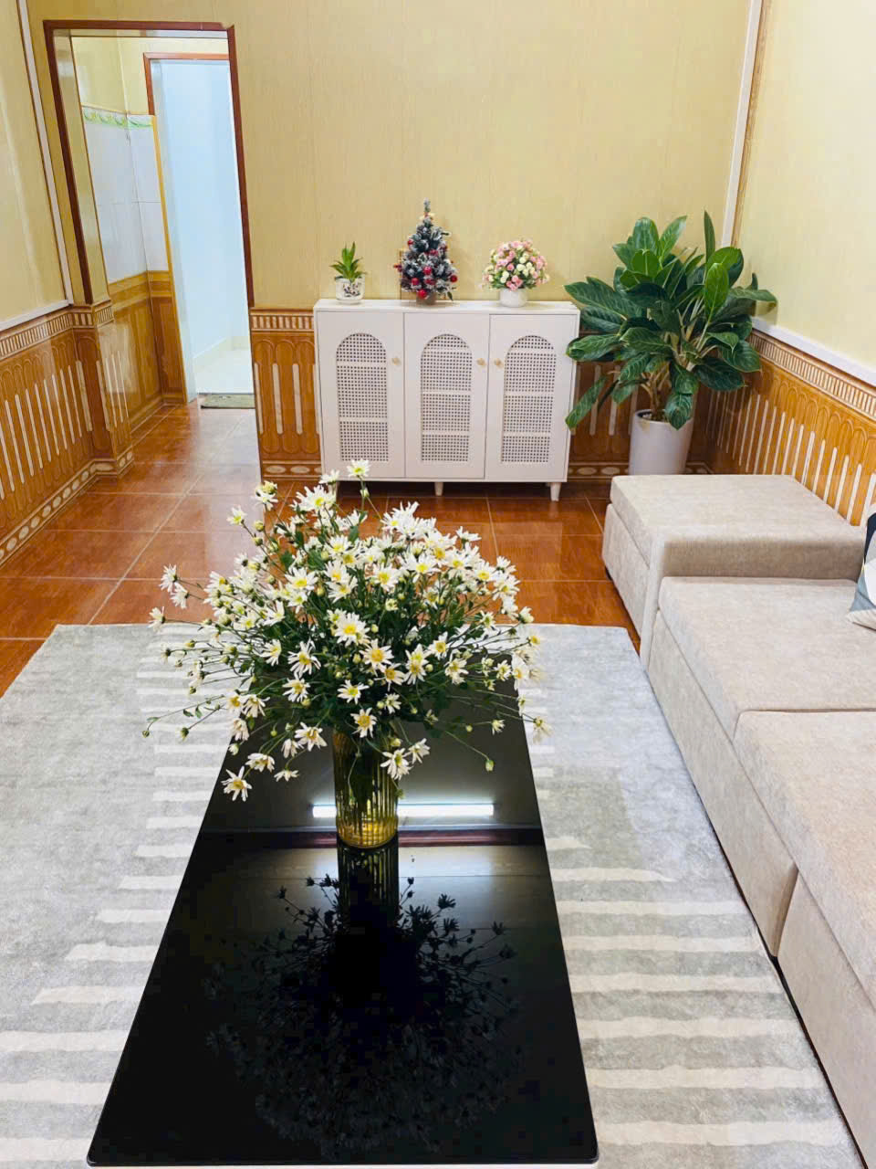 Nhà 2 Tầng Phố Nguyễn Du 47m2 Sát Phố Đi Bộ Full Nội Thất Mới Giá 2.25 Tỷ