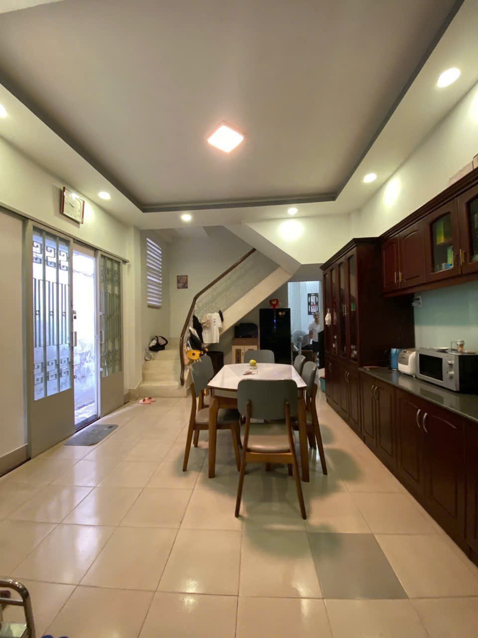 Bán Nhà Phú Nhuận -  Nhà 3 tầng, 78m², 4PN – Sân thượng trước sau – Giá 14 tỷ