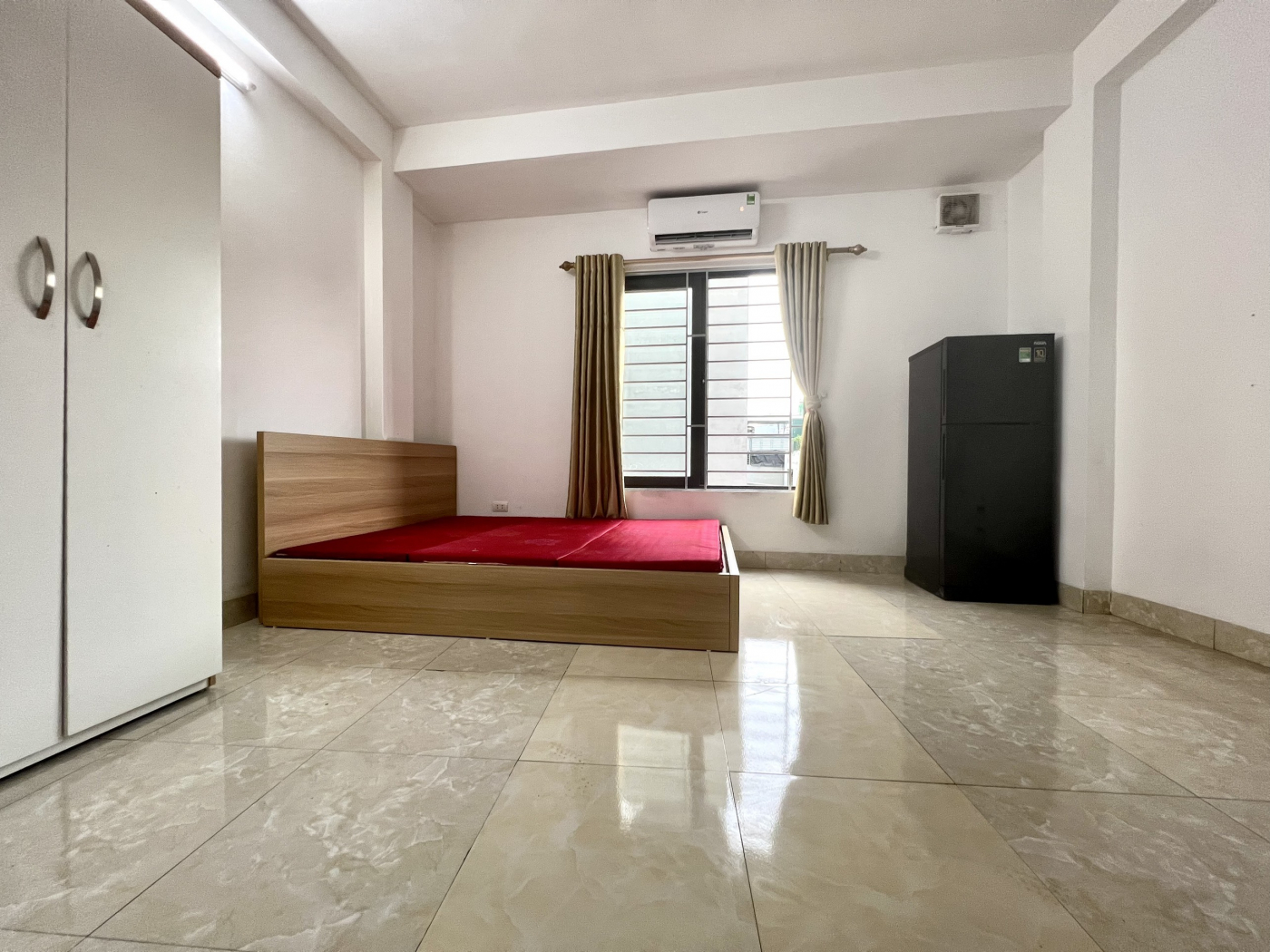 Cho thuê CCMN khép kín giá 4tr5 rẻ đẹp ngõ 128 Đình Thôn - Mễ Trì