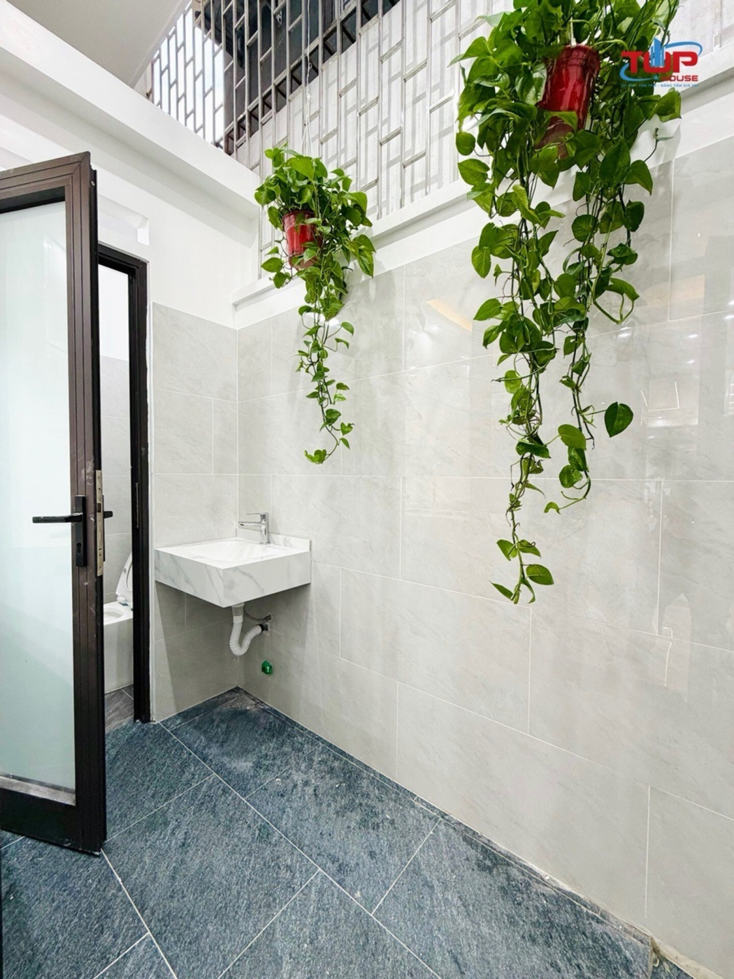 Siêu phẩm 4 tầng thang máy - Khu phân lô Thượng lý, Sở Dầu