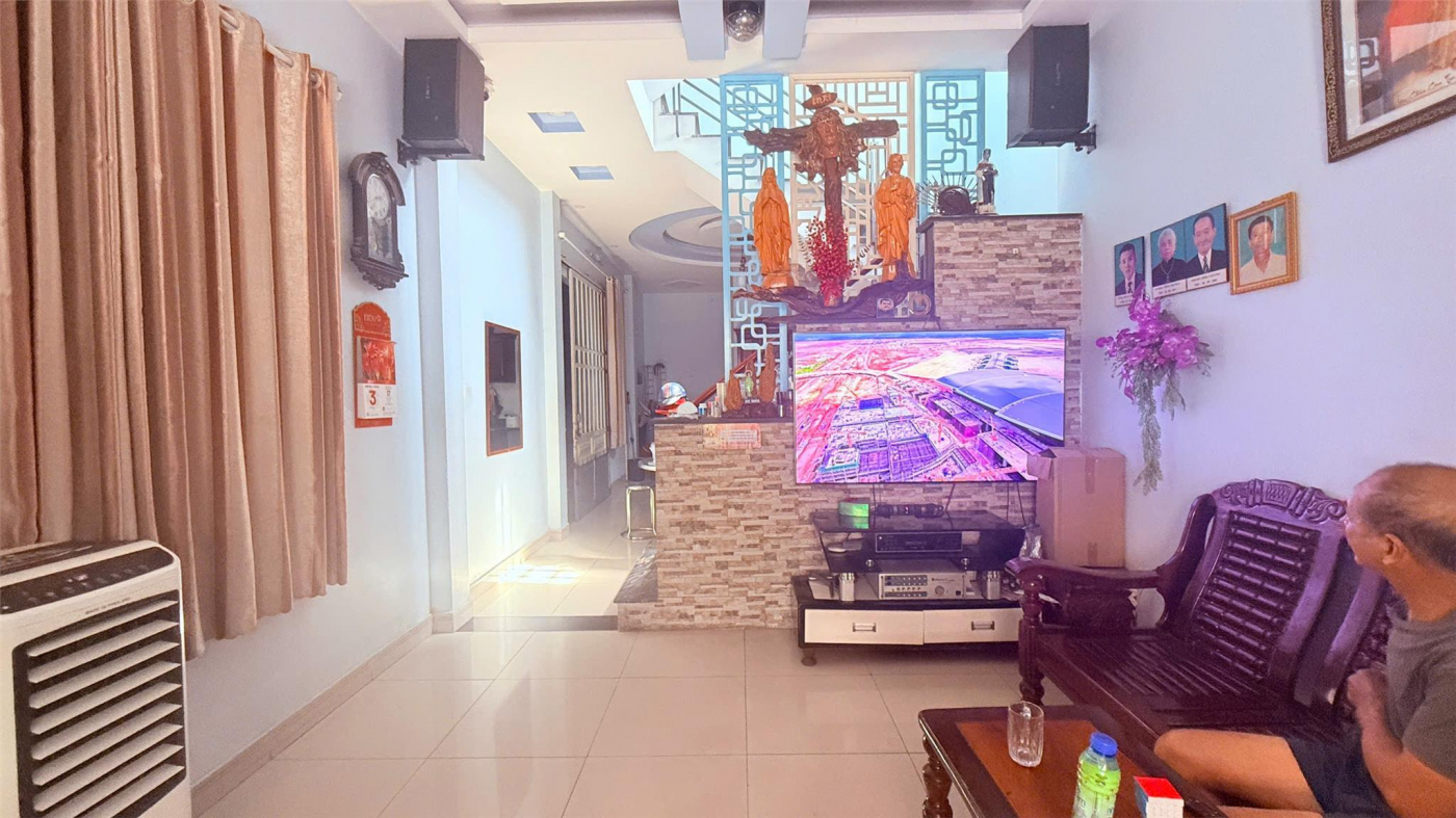 CHÍNH CHỦ, HẺM XE TẢI THÔNG – VỊ TRÍ KD ĐỈNH CAO, GẦN CÔNG VIÊN LÀNG HOA DT 100M2 CHỈ 11.1 TỶ