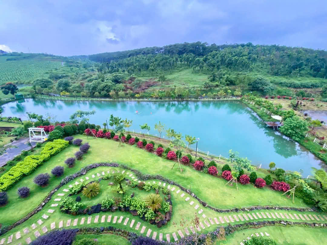 Duy Nhất 1 lô ĐẤT NGHỈ DƯỠNG VIEW SUỐI 350M² CÓ THỔ Phường 2 Bảo Lộc