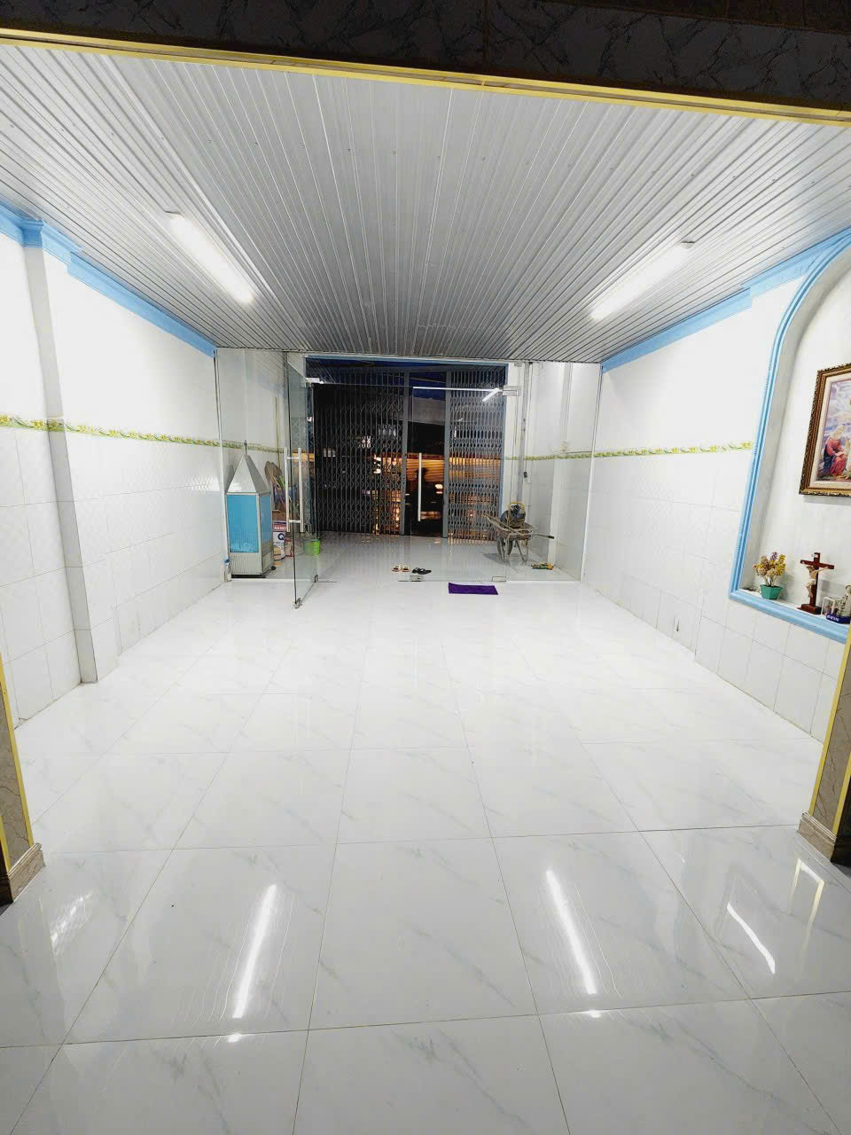 CHO THUÊ NHÀ MẶT TIỀN KÊNH TÂN HÓA – 110M² – KINH DOANH, BUÔN BÁN HOẶC Ở