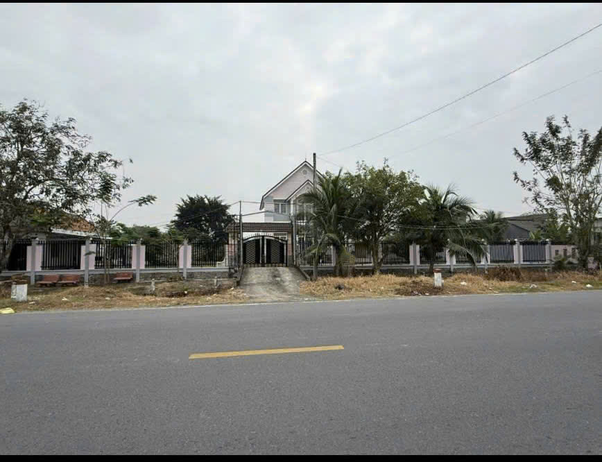 CHÍNH CHỦ BÁN KHUÔN VIÊN 11.000M² MẶT TIỀN QUỐC LỘ 54 – BIỆT THỰ 2 TẦNG – VƯỜN CHÔM CHÔM – 1.000