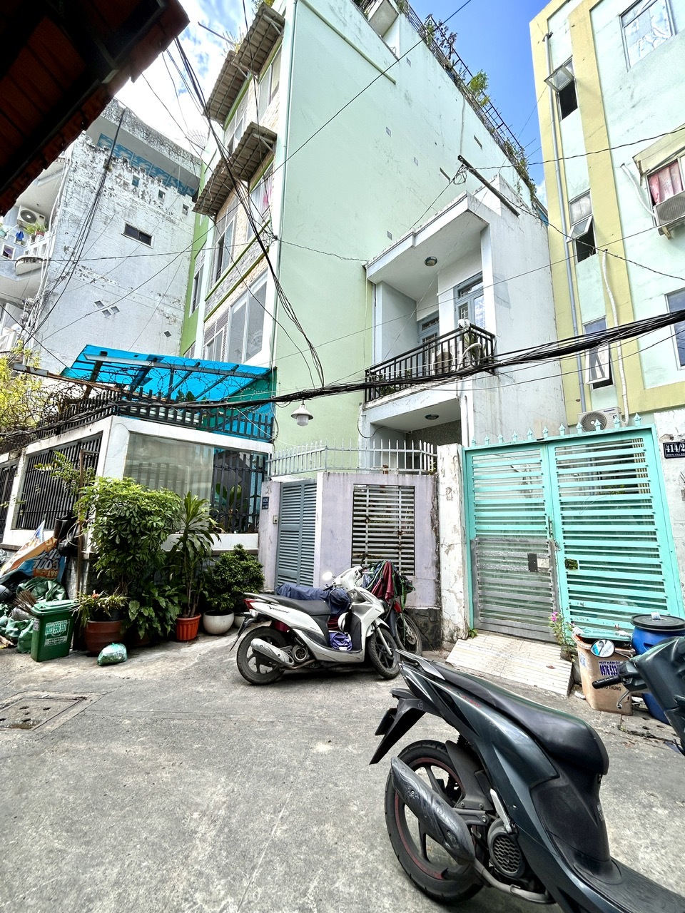 BÁN DÃY TRỌ 5 TẦNG- 100M2- Đ.ĐOÀN VĂN BƠ- GIAO THƯƠNG TÔN ĐẢN VỚI XÓM CHIẾU- KẾ NGAY Đ.NGUYỄN TẤT