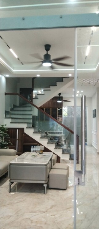 Bán nhà 3 tầng Kiều Trung, An Hải, 60m2, ô tô tận cửa, chỉ 1,9 tỷ, cách đường 351 chỉ 300m