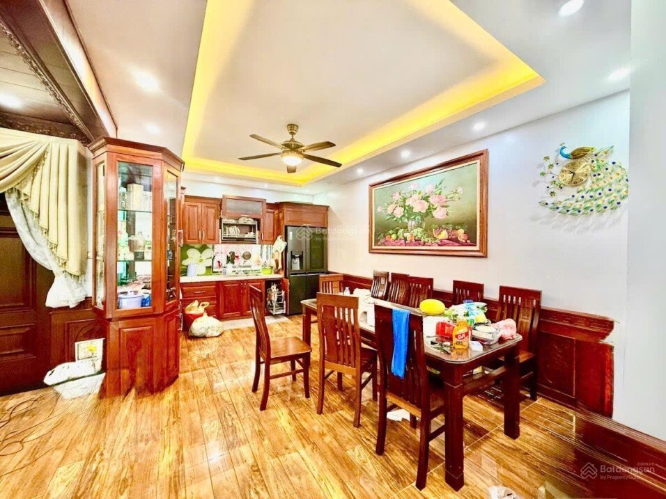 Bán siêu phẩm mặt phố Vạn Phúc kéo dài, Ba Đình DT: 91m, 5 tầng, MT 4,6m, 64 tỷ. LH: 0933 993568