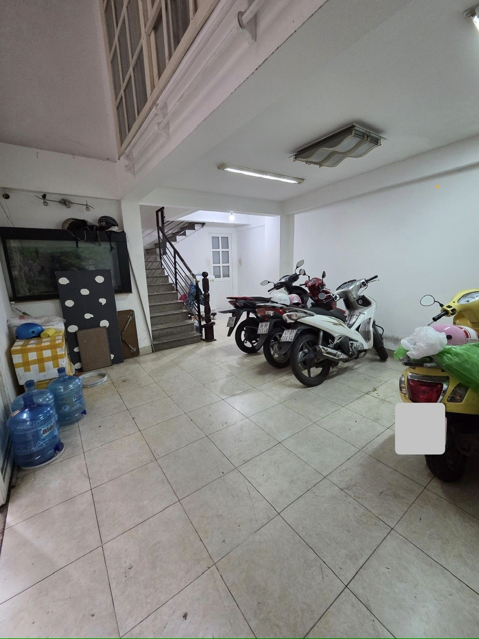 Cần bán nhà trên đường Hoàng Văn Thụ, P.4, Tân Bình, gần Lăng Cha Cả - 5 tầng BTCT - Đang cho thuê