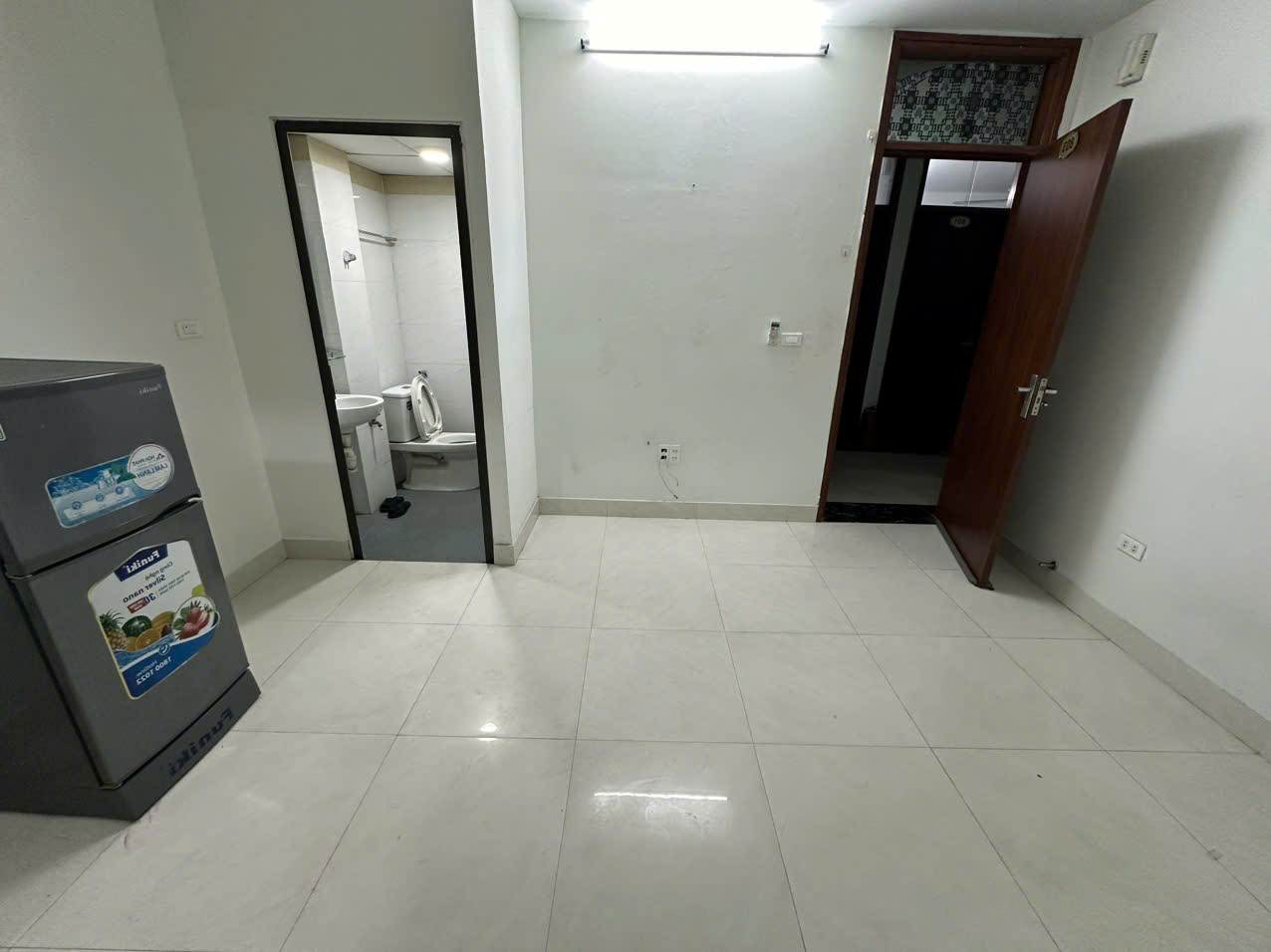 Cần cho thuê căn 1pk 1pn thoáng đẹp ngõ 190 Nguyễn Trãi - Thanh Xuân