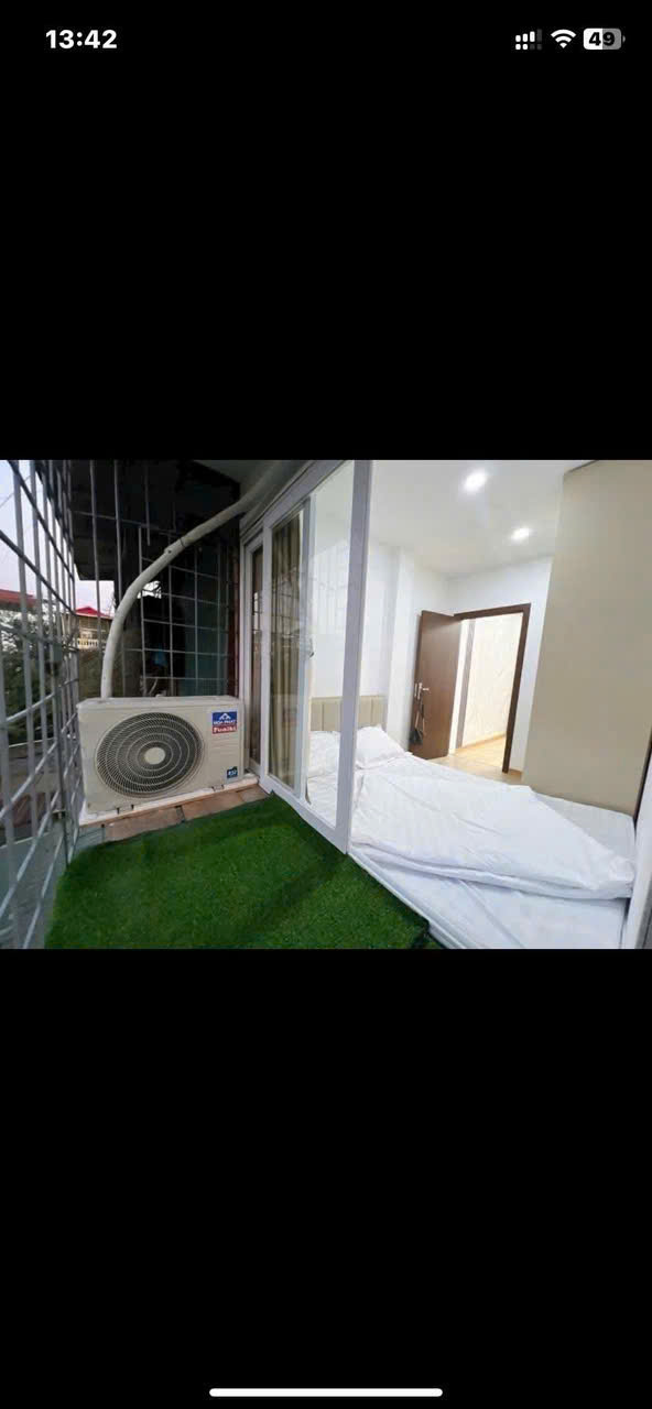 Tập thể ngân hàng chùa bộc . Còn mới 70% . 
Không nằm trong việc QH. 
Giá 3.3 tỷ sở hữu tầng 3 .