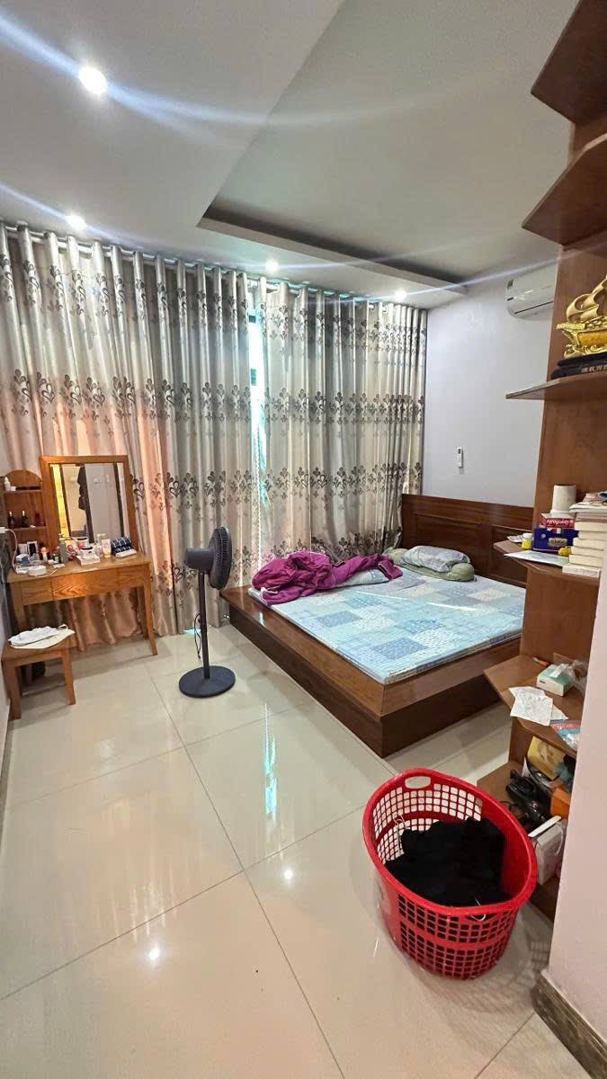 Bán nhà mặt phố Xã Đàn, 85m2, 6 tầng, mặt tiền 4.6m, nhỉnh 64 tỉ, kinh doanh đỉnh