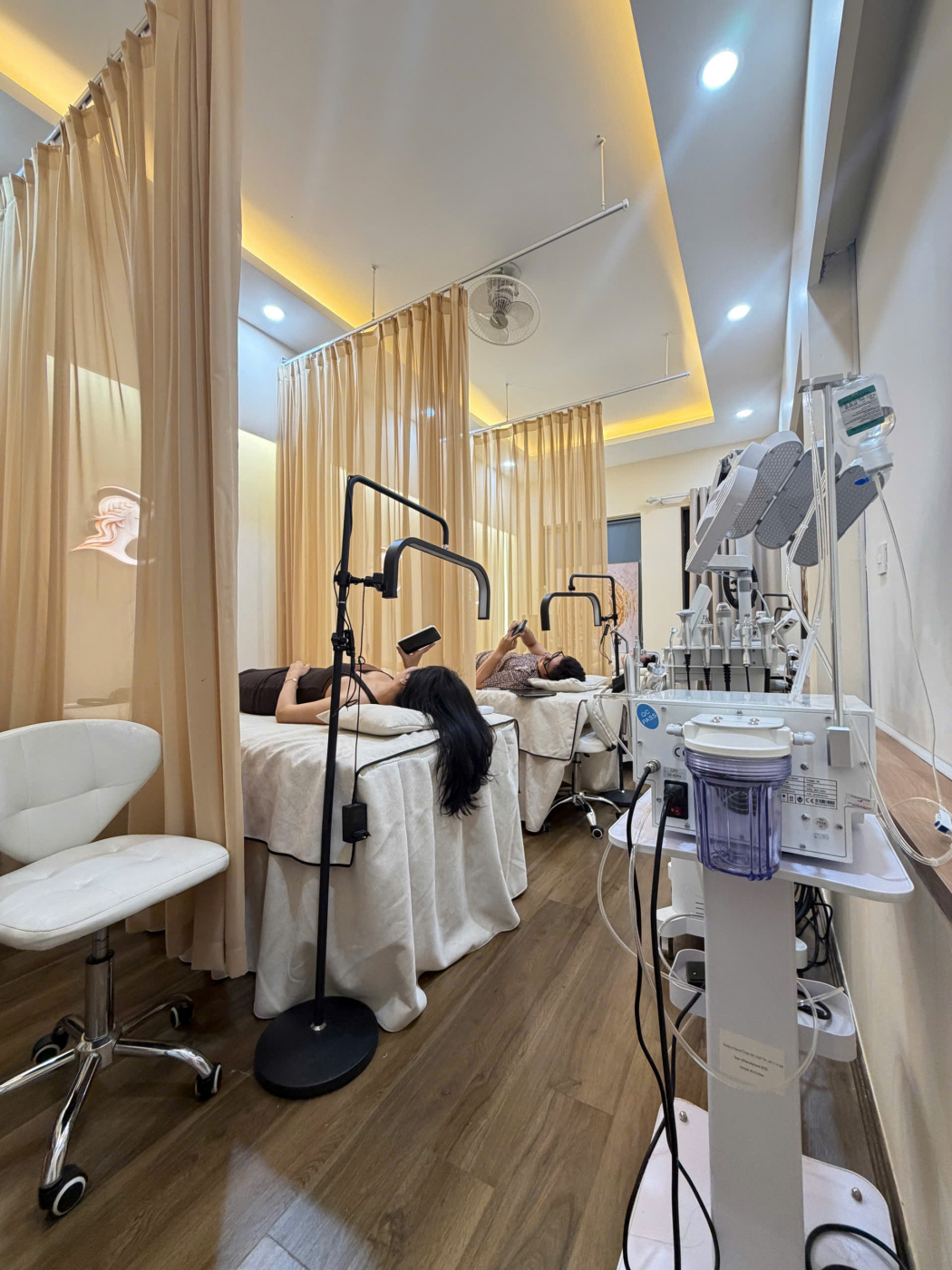 CHO THUÊ MẶT BẰNG SPA – FULL ĐỒ, CHỈ CẦN VÀO LÀM! Không cần đầu tư setup – Không mất thời gian