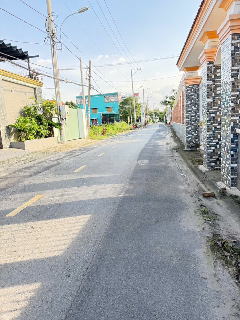 BÁN GẤP NHÀ XƯỞNG TÂN XUÂN – GIÁ CHỈ 17 TỶ - NGANG 10M – DỄ KINH DOANH