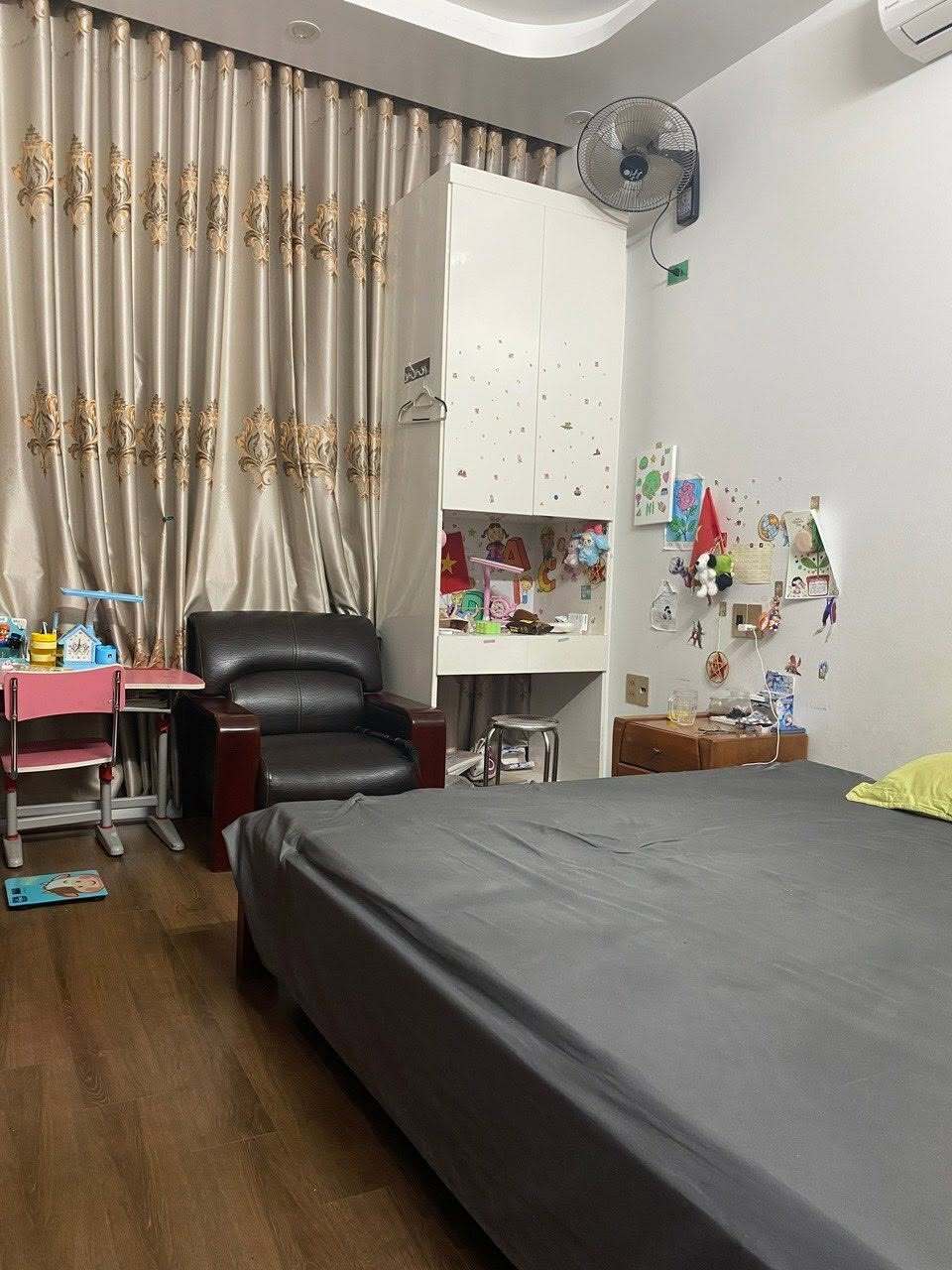Bán nhà 4 tầng ngõ oto tránh nhau, gần trường TH Bình Minh, ph Lê Thanh Nghị, TP HD
