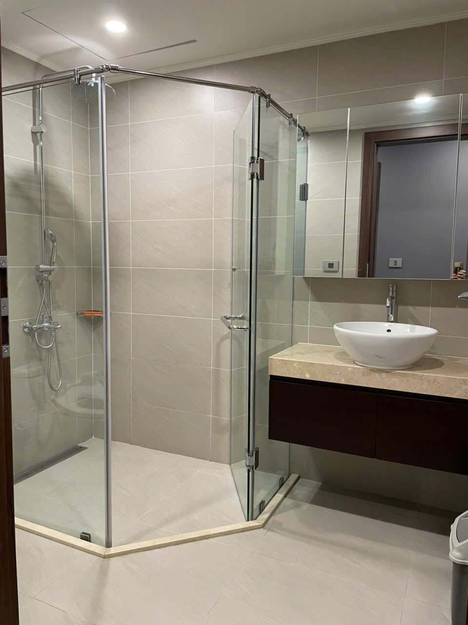 Bán chung cư HDI Lê Đại Hành, 101m2, 25 tỉ, 3 phòng ngủ, 2 vệ sinh, tiện ích đỉnh, nội thất đẹp