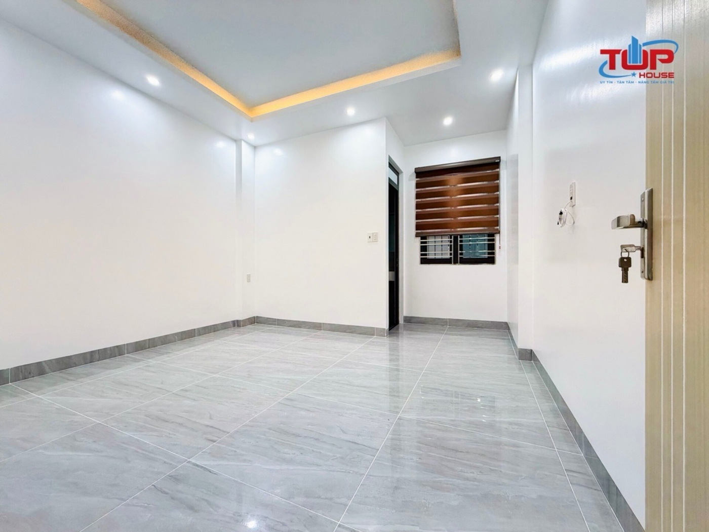 Siêu phẩm 4 tầng thang máy - Khu phân lô Thượng lý, Sở Dầu