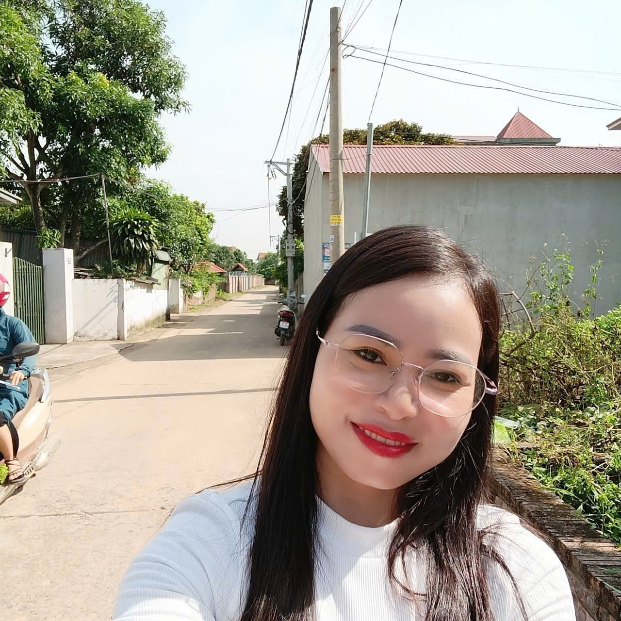 CHỤC CHÍNH KINH DOANH ,DIỆN TÍCH 100 M FUN THỔ CƯ ,GIÁ CHƯA ĐẾN 3 TỶ ,ĐẤT CÁC CON  ĐƯỜNG 1500 TỶ