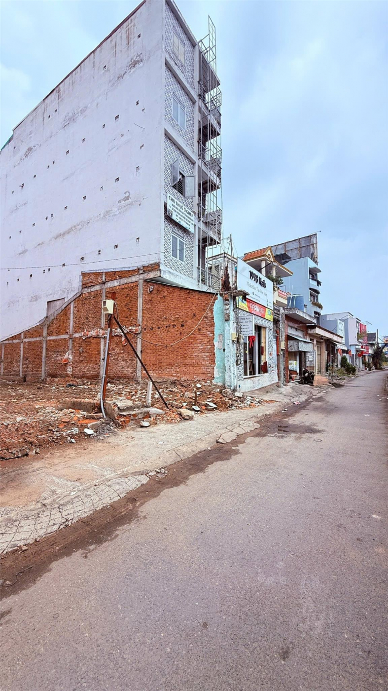 BÁN 3 LÔ  ĐẤT MẶT TIỀN QUANG TRUNG – VỊ TRÍ VÀNG KINH DOANH ĐỈNH - GẦN BỜ KÊNH THAM LƯƠNG.