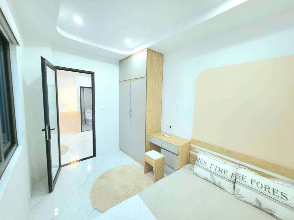 TÒA NHÀ DÒNG TIỀN 165 TRIỆU/THÁNG - HUỲNH THÚC KHÁNG, ĐỐNG ĐA - 24 CĂN HỘ KK - 120 M2 x 10 TẦNG -