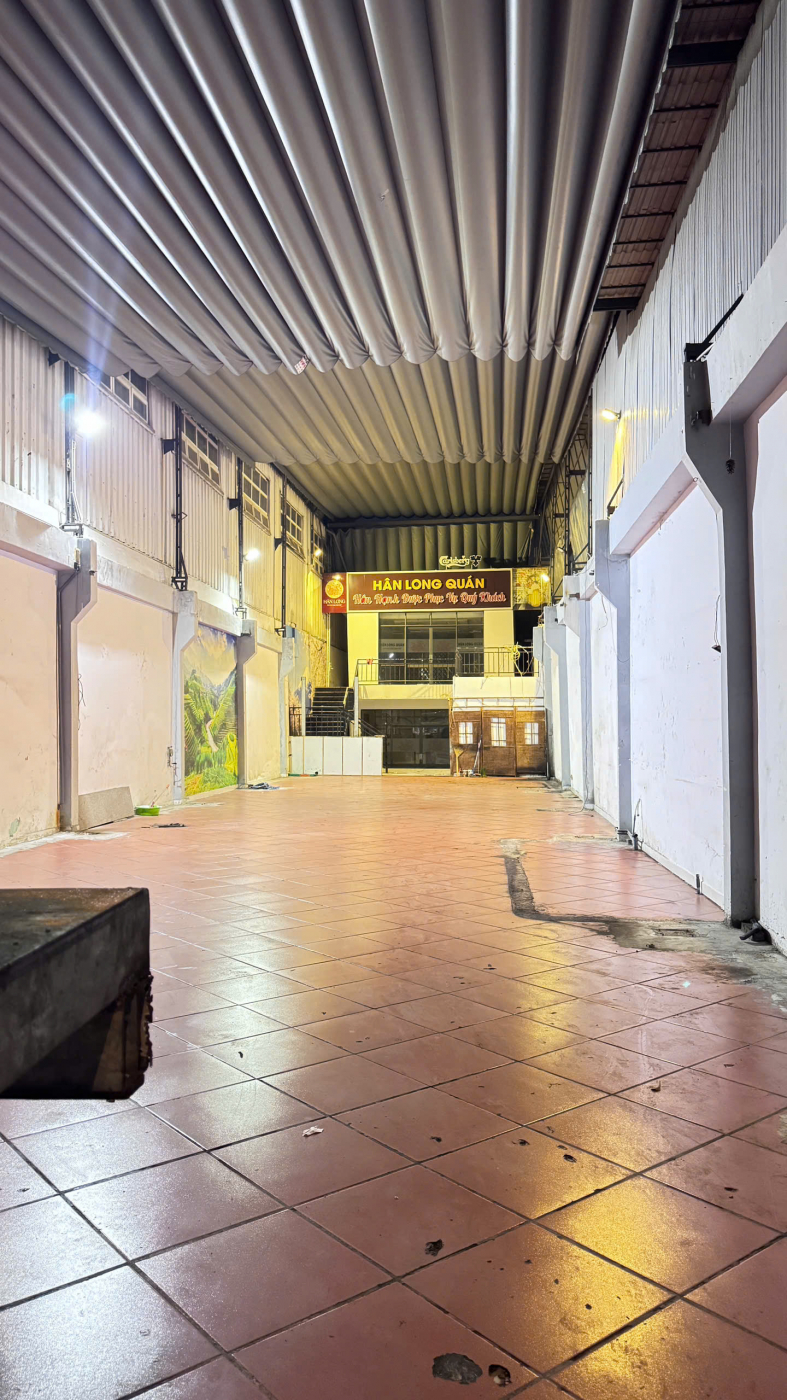 CHO THUÊ MẶT BẰNG ĐƯỜNG KÍNH DƯƠNG VƯƠNG 460m2  LÀM VĂN PHÒNG, GARAGE OTO,...