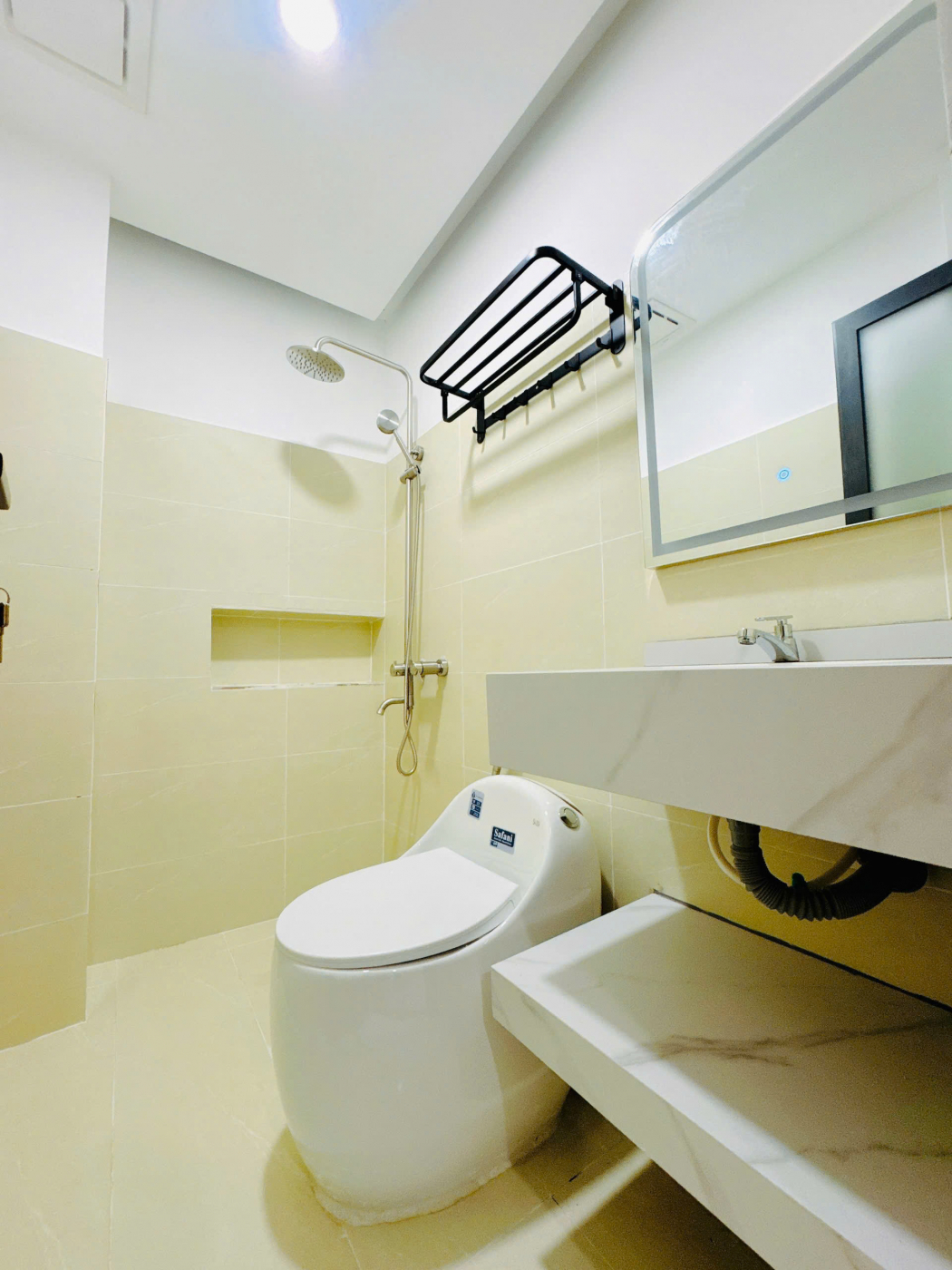 Nhà ngang khủng 8m sang trọng Hưng Phú P9Q8 cách mặt tiền 3 căn
