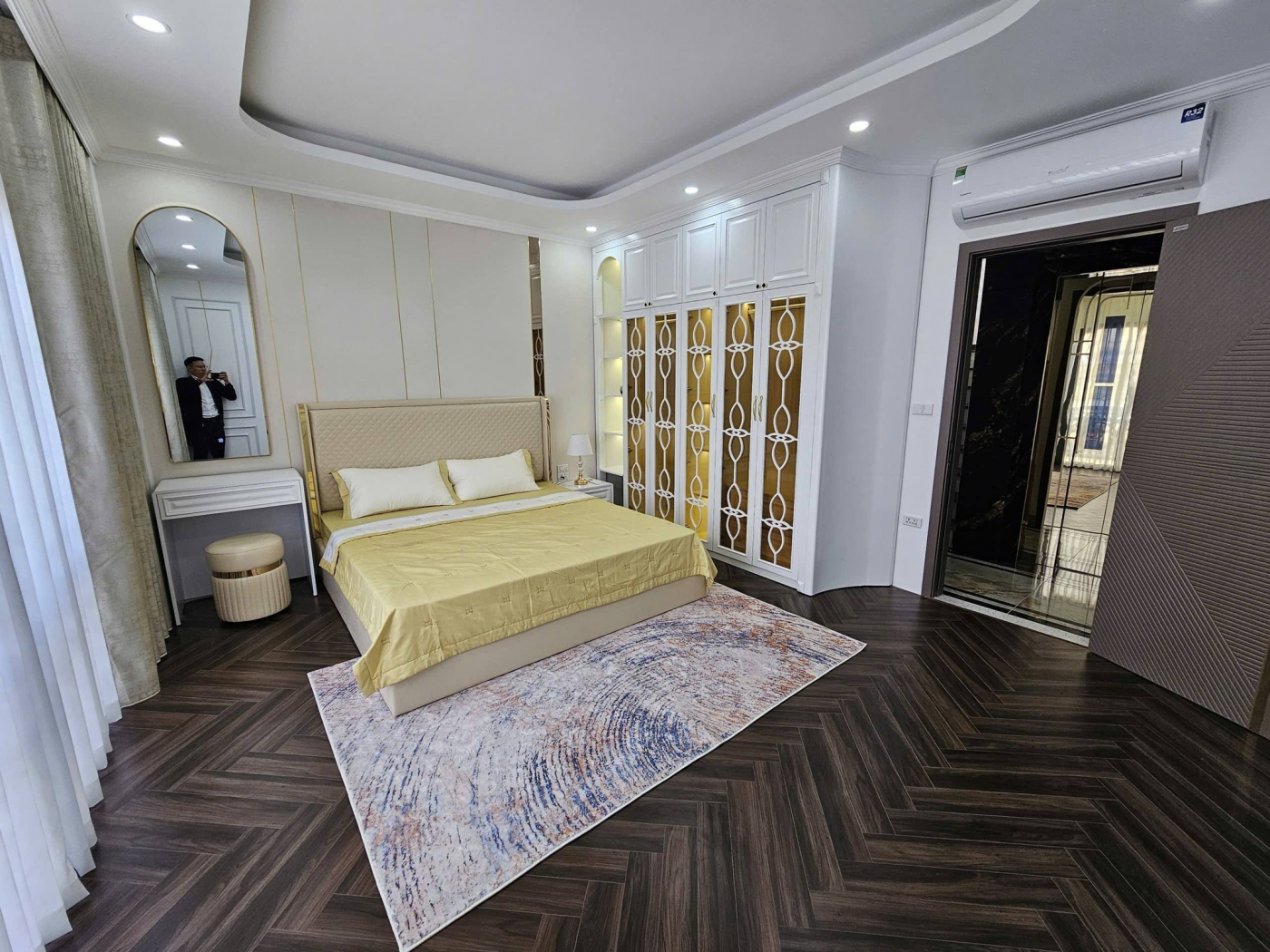 Bán nhà mặt phố Đại La, 45m2, 7 tầng thang máy, mặt tiền 5m, 30.6 tỉ, vỉa hè, kinh doanh