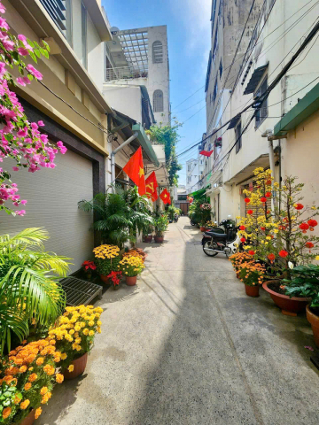 QUẬN 1: BÁN NHÀ 5 TẦNG MỚI Đ.HAI BÀ TRƯNG- VIEW NHÀ THỜ MÀU HỒNG TÂN ĐỊNH ĐẸP- DT 4,2M*17M VUÔNG