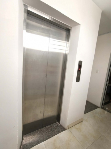 ► KS MT Ông Ích Khiêm, 111m2, 5 tầng, 20 phòng doanh thu 200tr/th, 19.xx tỷ