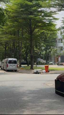BÁN NHÀ 1 TRỆT 2 LẦU SÂN THƯỢNG TRƯỚC SAU, 70M2, 4PN- KDC BÌNH HÒA P.13, BÌNH THẠNH