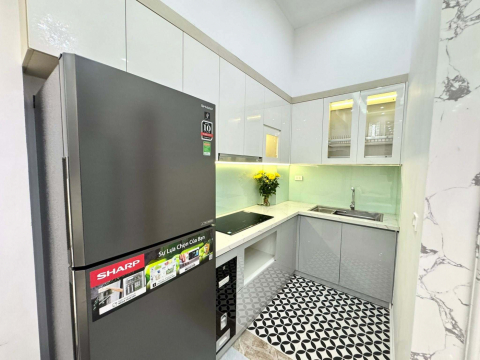 Bán nhà Trần Nhân Tông, 25m2, 5 tầng thang máy thông sàn đẹp, chỉ 12.5 tỷ, ngõ rộng thoáng