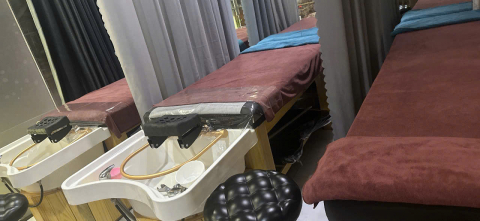 SANG NHƯỢNG MẶT BẰNG SPA/GỘI ĐẦU DƯỠNG SINH – MẶT TIỀN ĐƯỜNG HOÀNG QUỐC VIỆT QUẬN 7 Mặt bằng đẹp,