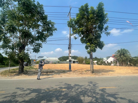 Bán Đất 200m2 có sẵn 100 m2 thổ cư tại Đường Tỉnh Lộ 2 Củ Chi 1 tỷ 8.