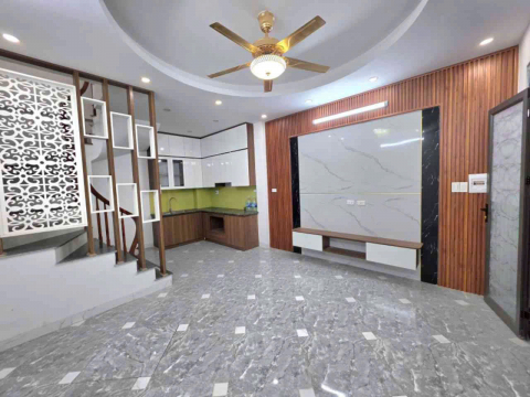 🏡🔥 NHÀ THẠCH BÀN, CỔ LINH  6 TẦNG – Ô TÔ ĐỖ CỔNG – GẦN HỒ ĐIỀU HOÀ VÀ AEON MAIL – CHỈ 7,X TỶ 🔥🏡
