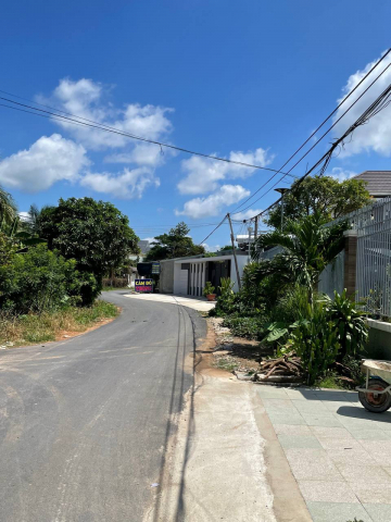 Chủ gửi 100m2 đất thổ cư, cần bán nhanh giá 400 triệu ở 1/Đường Nguyễn Du, An Hòa, Trảng bàng