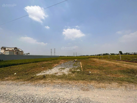 Đất xây Villa, ngay 1 sẹc nhựa Nguyễn Văn Dương, 2100m2, full thổ cư, giá chỉ 9,5tỷ, 4 SHR