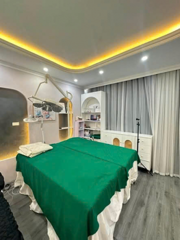 CHÍNH CHỦ CẦN NHƯỢNG GẤP PHÒNG TIÊM / SPA – MẶT PHỐ DỊCH VỌNG, CẦU GIẤY  Số 80 Dịch Vọng Mặt đường