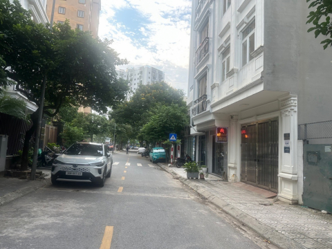 BÁN NHÀ VIỆT HƯNG, LONG BIÊN 55M2- 4 TẦNG MẶT PHỐ- 17.x Tỷ