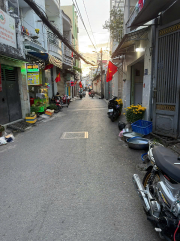 Nhà 2 lầu Tân Bình - 29,04m2, giá chỉ 3,1 tỷ, sổ lâu dài, vị trí tiện ích gần trung tâm